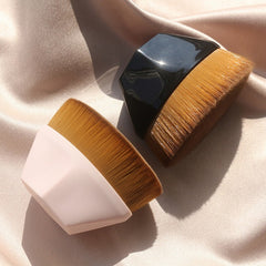 Soft Oval Makeup Brush